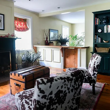 1820 House - Vt Charm + Modern Comforts + Hot Tub Stowe Exterior foto