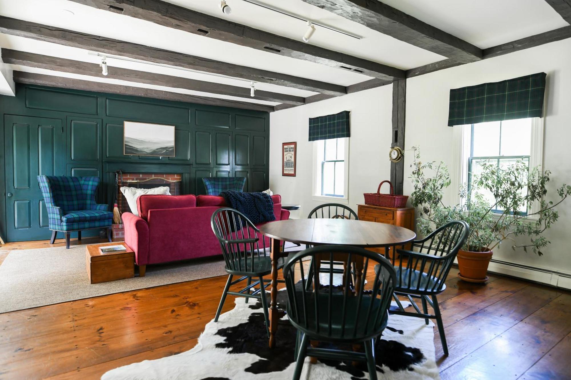 1820 House - Vt Charm + Modern Comforts + Hot Tub *